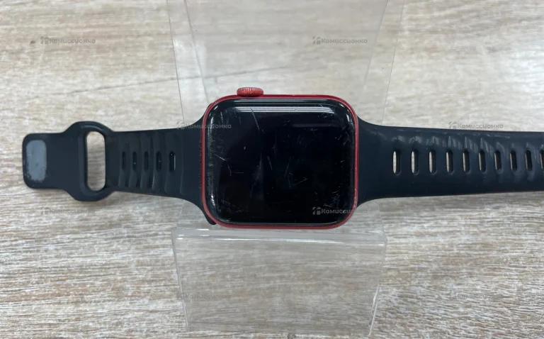 Часы  Apple Watch Series 6