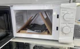 Купить Микроволновая печь Leff 20MM721W б/у , в Москва и область Цена:2900рублей