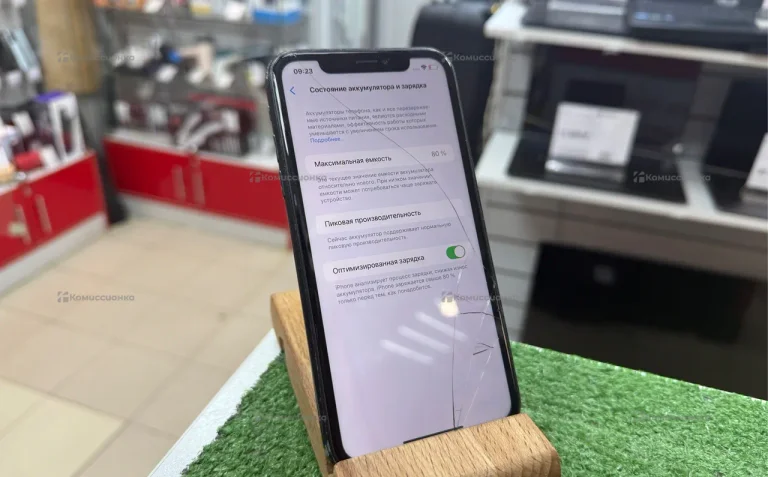 Apple IPhone XR 64Гб