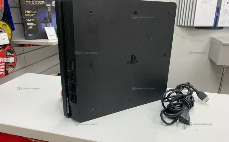 Приставка  PlayStation 4