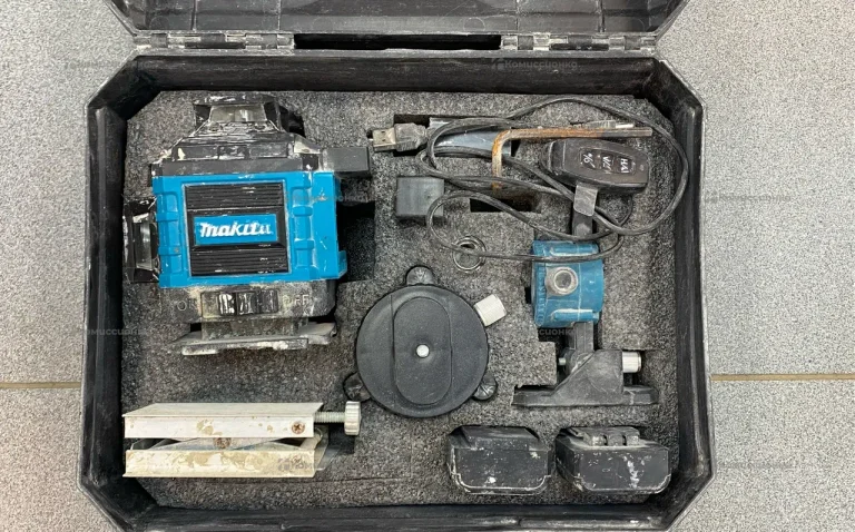 Лазерный уровень 360 Makita реплика