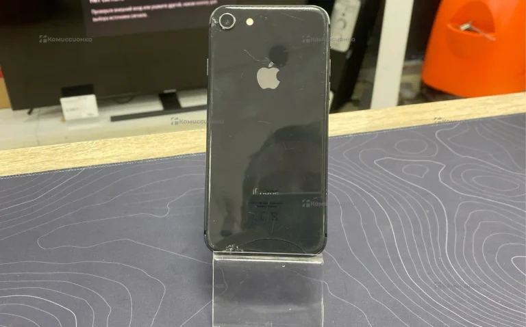 Apple iPhone 8 2/64 ГБ