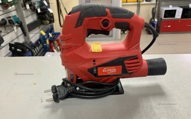 Лобзик Elitech ПЛ0560ЛЭ