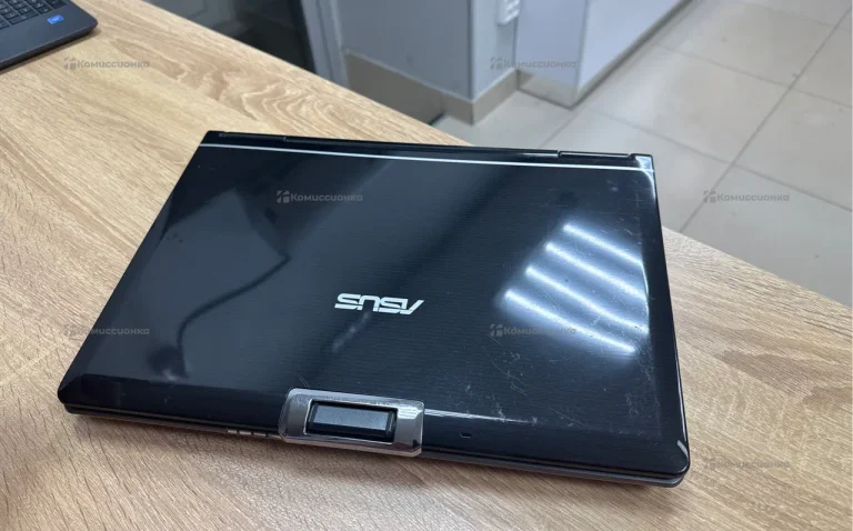 Ноутбук  Asus