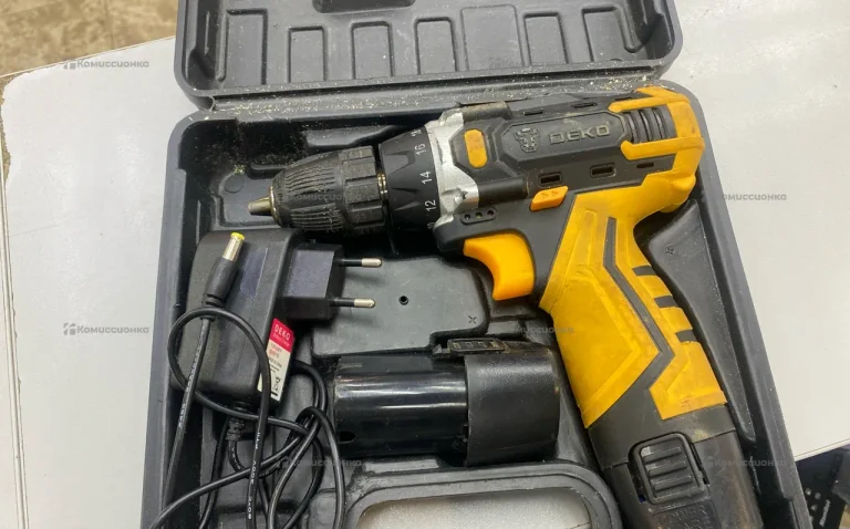 Аккумуляторная дрель-шуруповерт DEKO Banger 12V