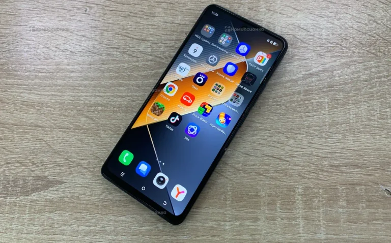 Tecno Pova 6 Neo 8/256 ГБ