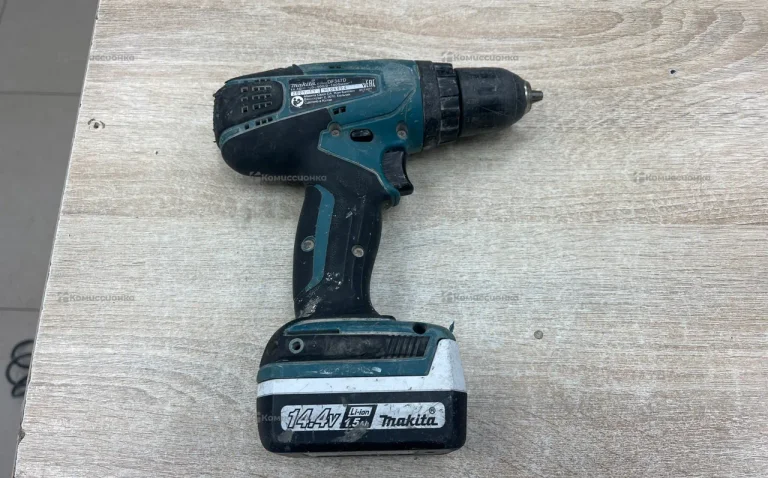 Дрель-шуруповерт makita DF347D