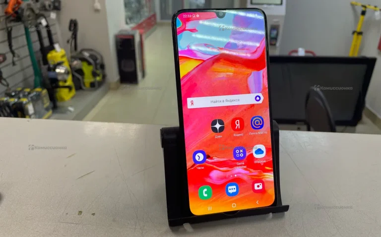 Samsung Galaxy A70 6/128 ГБ