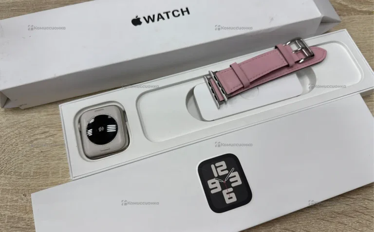 Часы  Apple Watch SE 44mm
