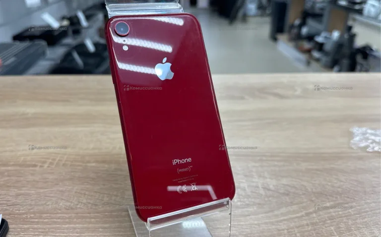 Apple iPhone XR 3/64 ГБ