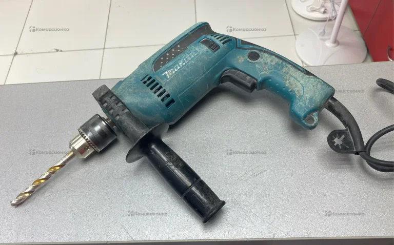 Дрель Makita HP1640