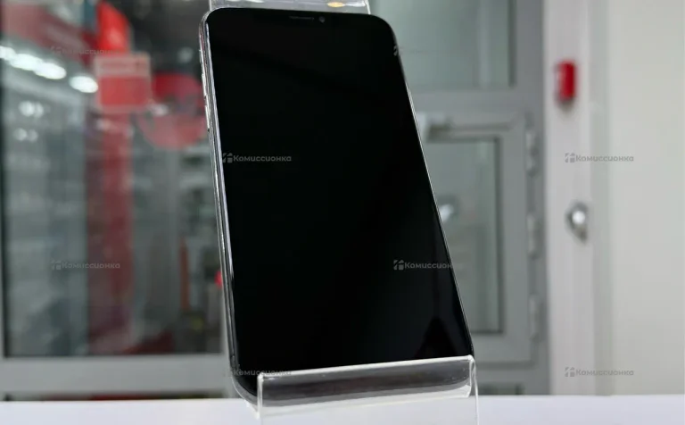 Apple iPhone X 3/64 ГБ