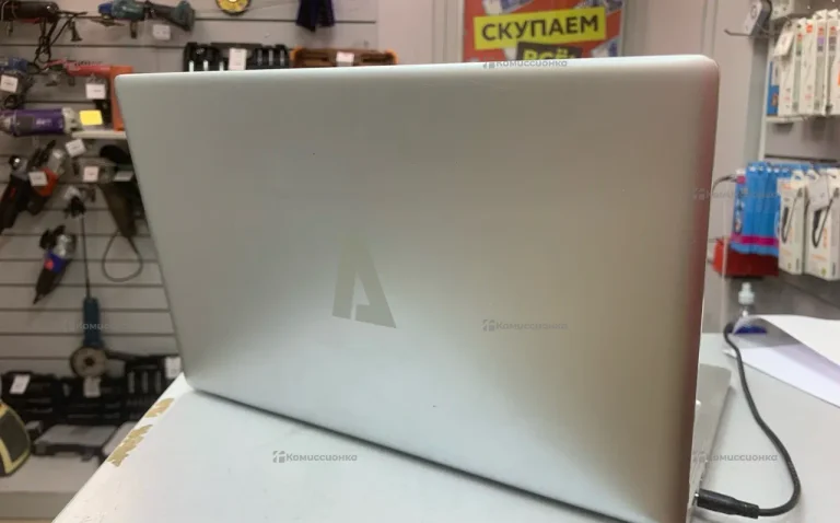 Ноутбук Другие Y116