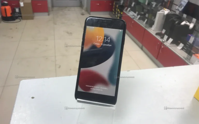 Apple iPhone 7 2/32 ГБ