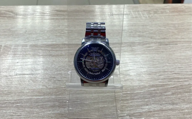 Часы  georgy Armani