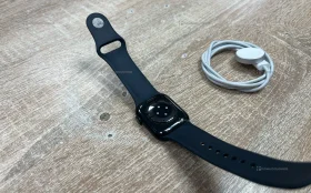 Часы  Apple Watch Series 8 41mm