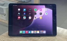 Планшет Apple iPad 9-го поколения.64гб