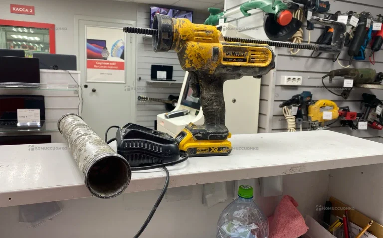 Аккумуляторный пистолет DeWALT DCE580N-XJ