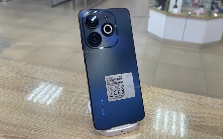 Infinix Smart 8 4/128 ГБ