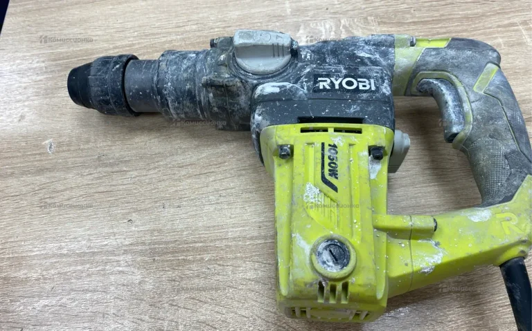 Перфоратор электрический Ryobi RSDS1050