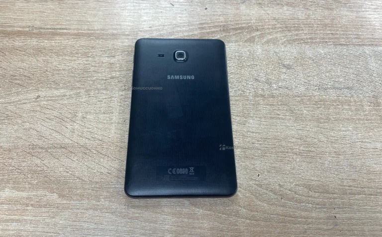 Планшет Samsung Galaxy Tab A 7.0 SM-T285 8Gb
