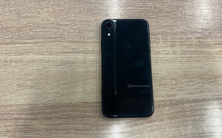 Apple iPhone XR 3/128 ГБ