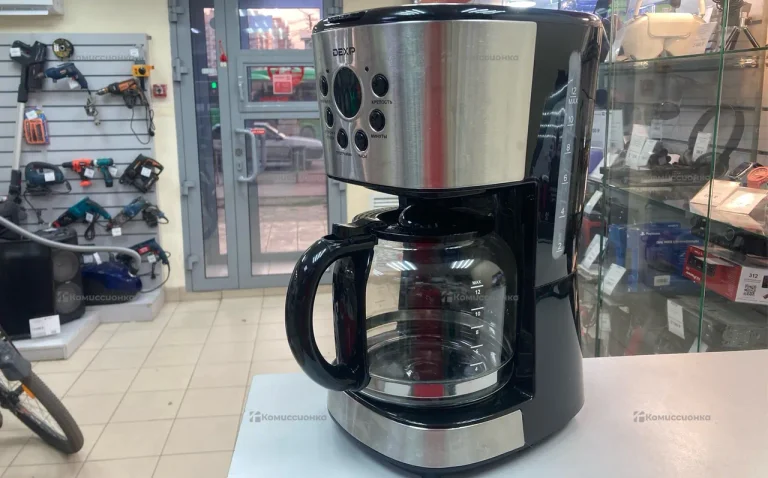 Кофеварка Dexp DCM-1600
