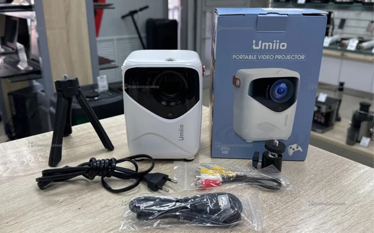 Проектор  Umiio Q1