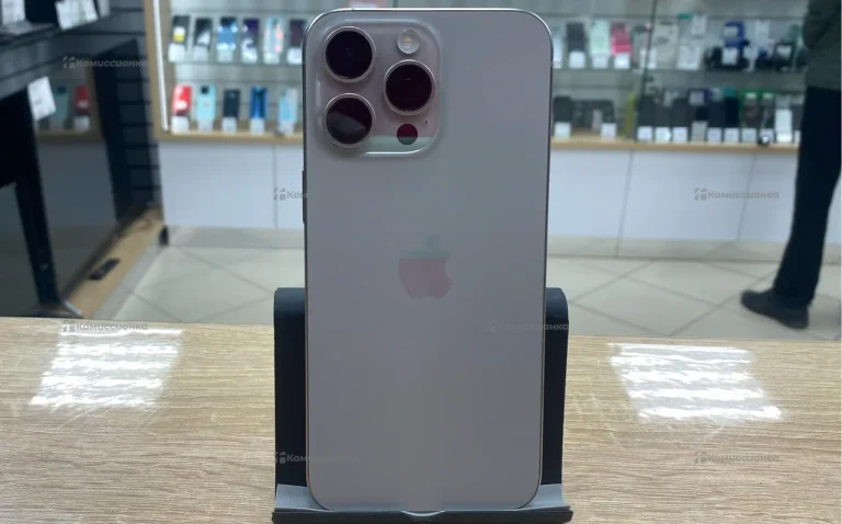 Apple iPhone 15 Pro Max 8/256 ГБ