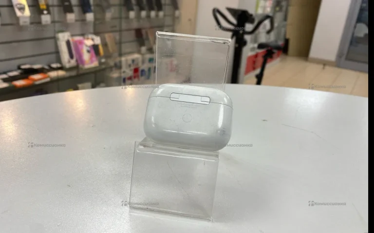 Наушники Apple AirPods Pro