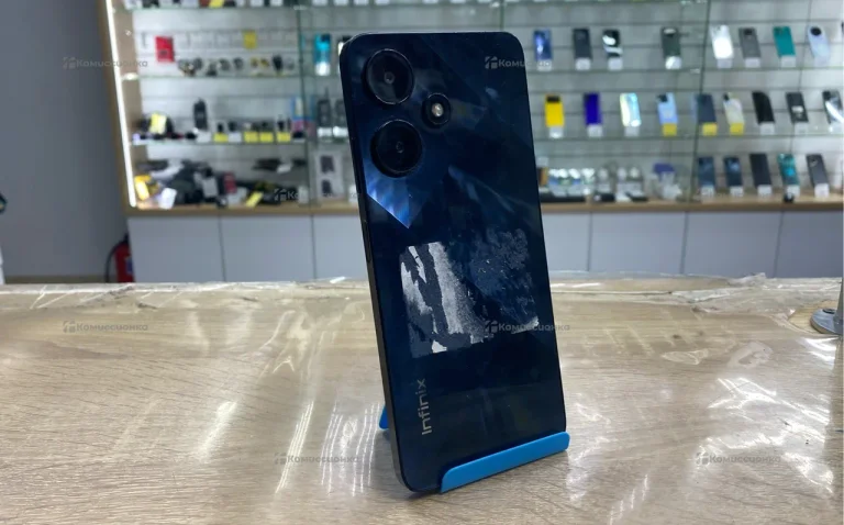Infinix Hot 30i 4/64 ГБ