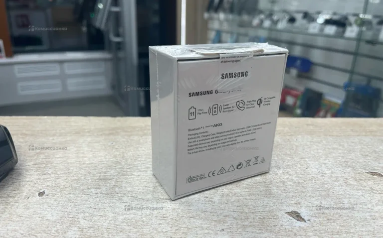 Наушники  Samsung Galaxy Buds+ (реплика)