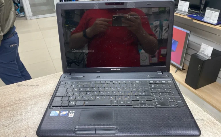 Ноутбук  Toshiba 15.6