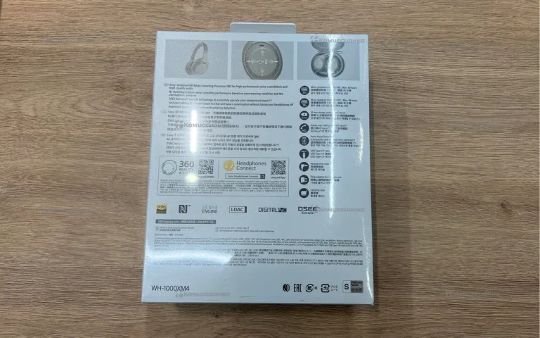 Sony WH-1000XM4 Silver