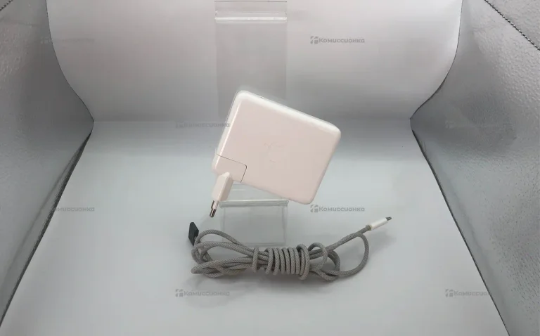 ЗУ для MacBook 140w с кабелем.