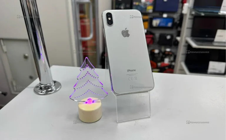 Apple iPhone X 3/64 ГБ