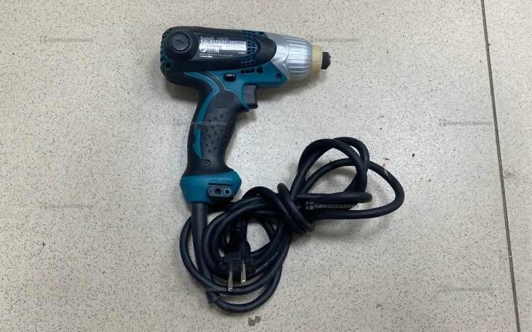 Винтоверт makita TD0101