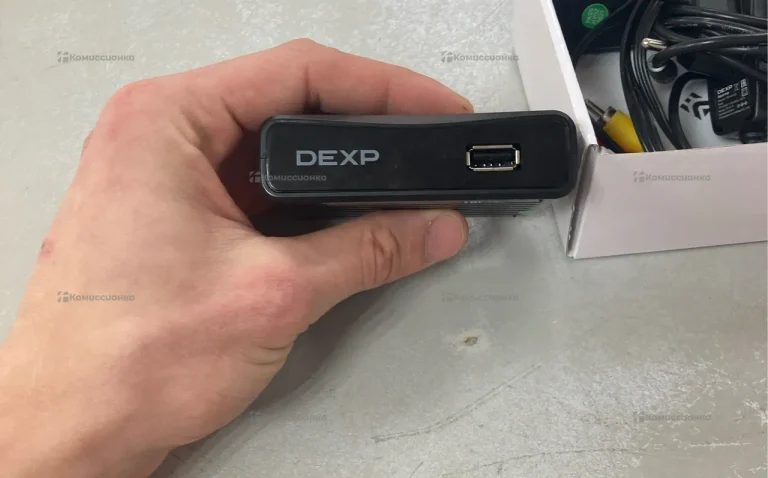 Цифровая ТВ приставка  dexp