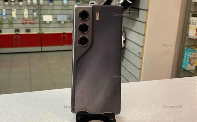 Tecno Camon 40 12/256 ГБ