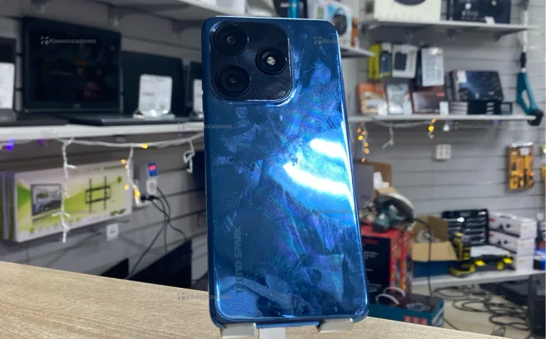 Tecno Spark 10C 4/64 ГБ