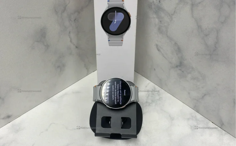 Часы  Samsung Galaxy Watch 7 40mm LTE