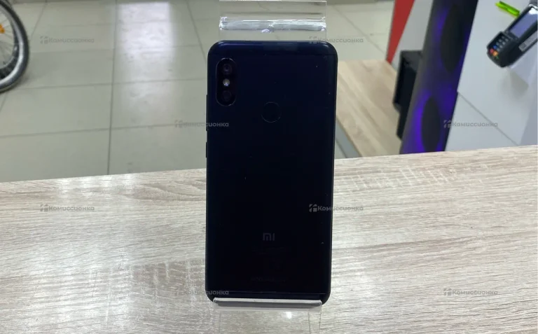 Xiaomi Mi A2 Lite 3/32Gb