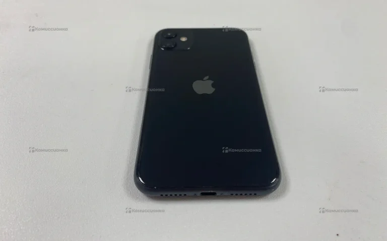 Apple iPhone 11 4/64 ГБ