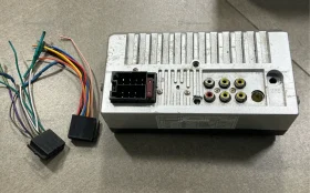 Автомагнитола  7010B