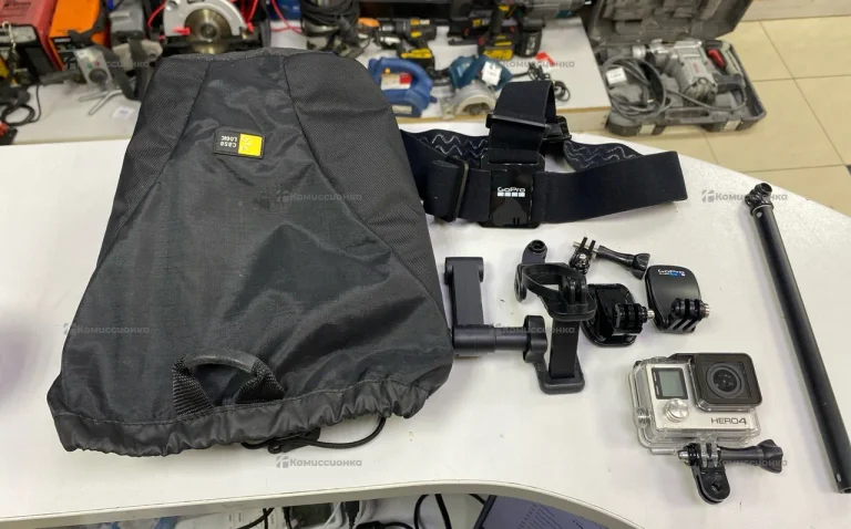 Экшн Камера go pro hero 4 набор держателей и 2акб