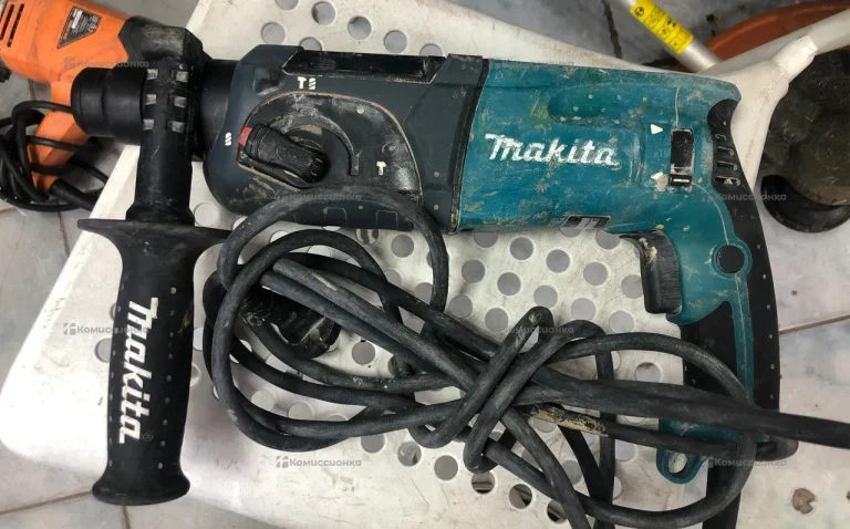 Перфоратор makita HR2470