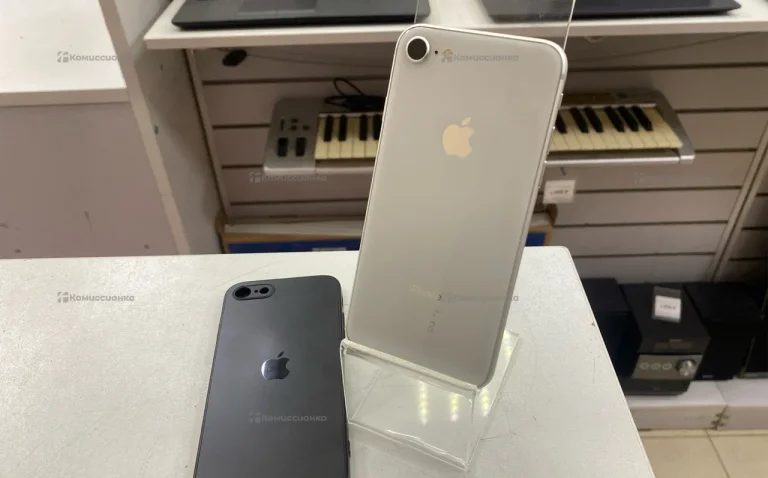 Apple iPhone 8 2/64 ГБ