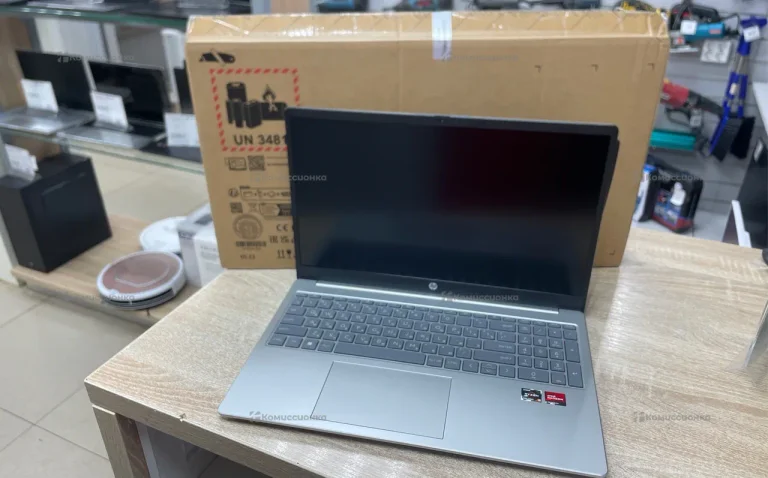 Ноутбук HP Laptop 15-fc0165