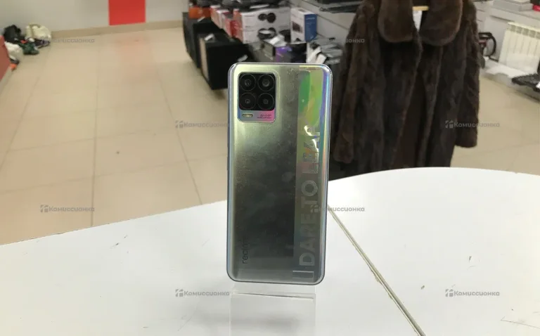 Realme 8 6/128 ГБ