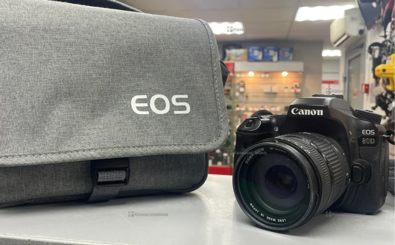 Фотоаппарат  Canon EOS 80D